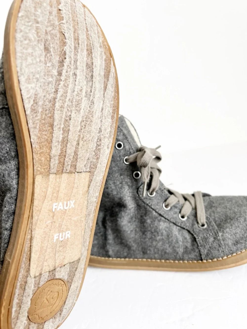SZ 8 Gray Felt Lace-Up High-Top Boots Wool Lining